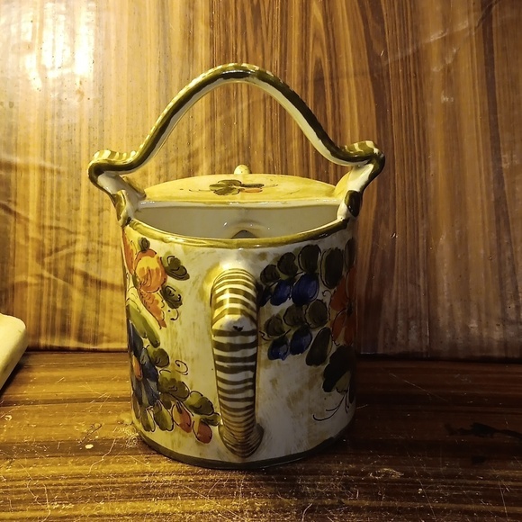 Italian made teapot planter - Picture 3 of 7